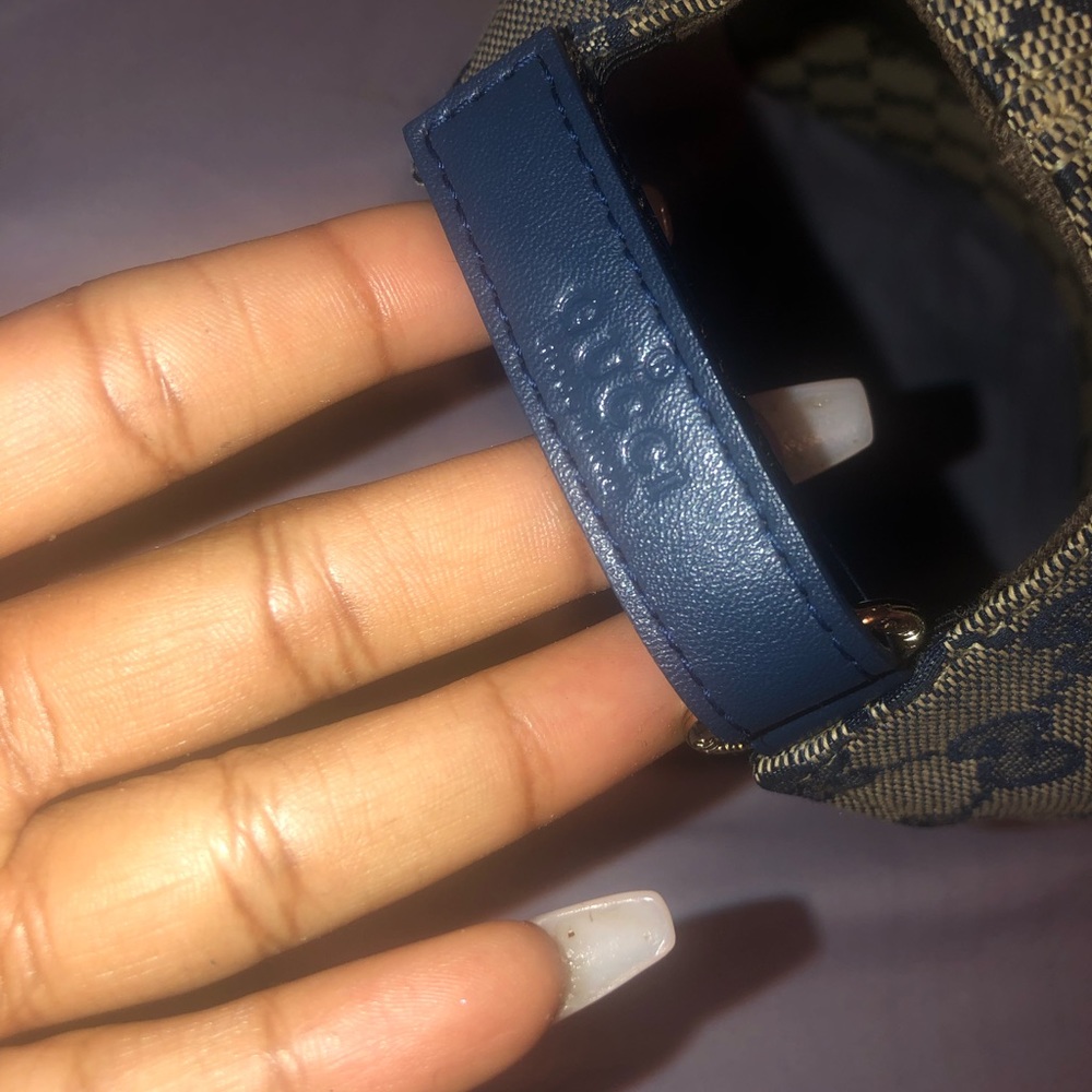 Hat - Picture 3 of 5